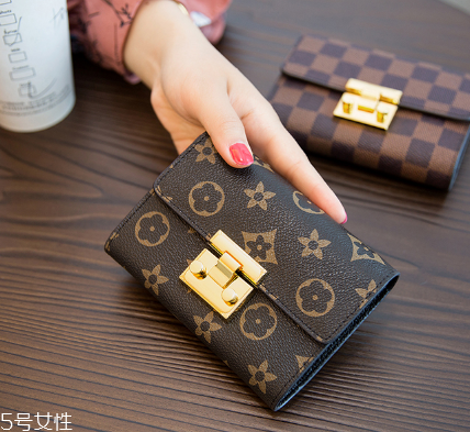 錢包可以扔嗎？扔錢包的講究