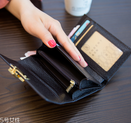 錢包可以扔嗎？扔錢包的講究