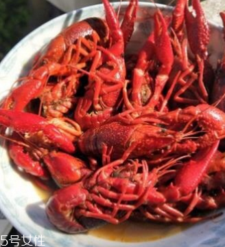 麻辣小龍蝦是發(fā)物嗎？麻辣小龍蝦的性質(zhì)