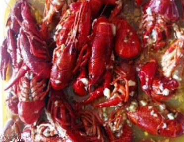 麻辣小龍蝦能過夜嗎？隔夜的麻辣小龍蝦能吃嗎？