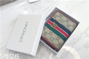 錢包軟皮好還是硬皮好？錢包皮質(zhì)軟硬對比