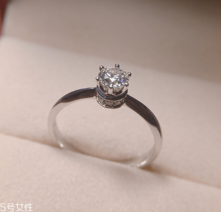 周大生和周生生是什么關(guān)系_哪個好？