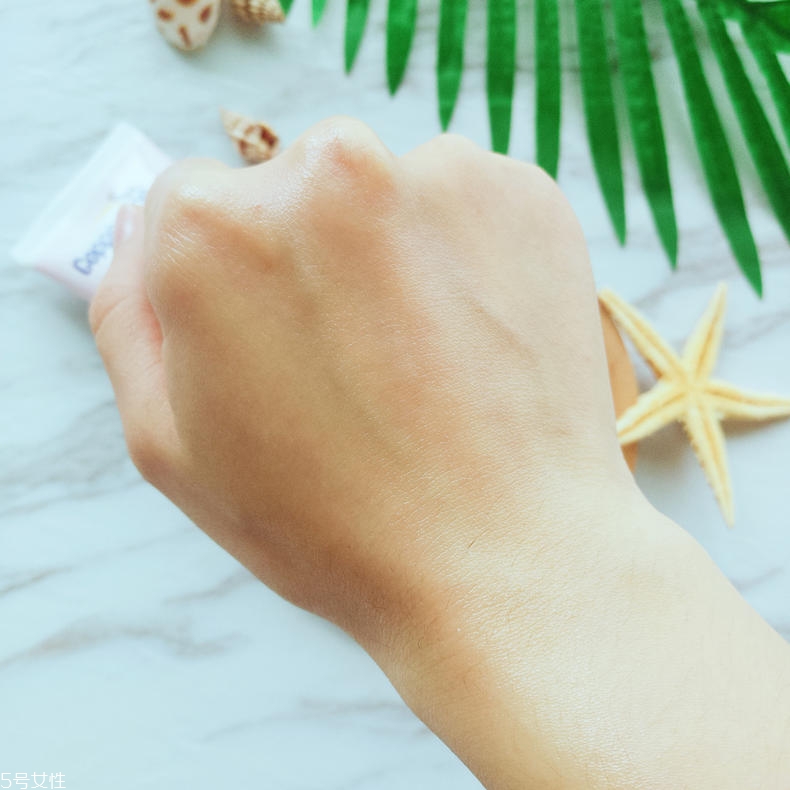 水寶寶防曬霜適合油皮嗎 水寶寶防曬油性測(cè)試 水寶寶防曬霜適合油皮嗎 水寶寶防曬油性測(cè)試