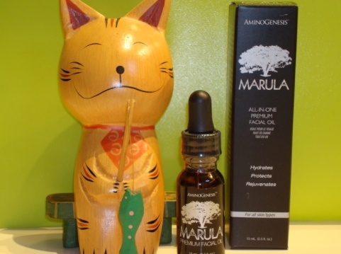 馬魯拉油的功效與作用 馬魯拉油使用方法 馬魯拉油的功效與作用 馬魯拉油使用方法