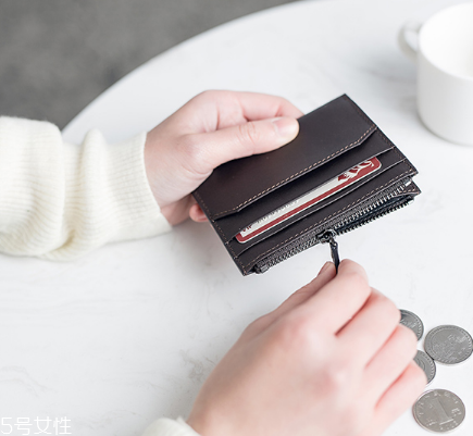 錢包多久換一次？錢包多長時(shí)間換新的