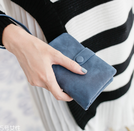 錢包和卡包哪個(gè)更好？錢包和卡包對比