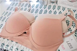 優(yōu)衣庫內(nèi)衣可以試嗎？優(yōu)衣庫內(nèi)衣能不能試穿