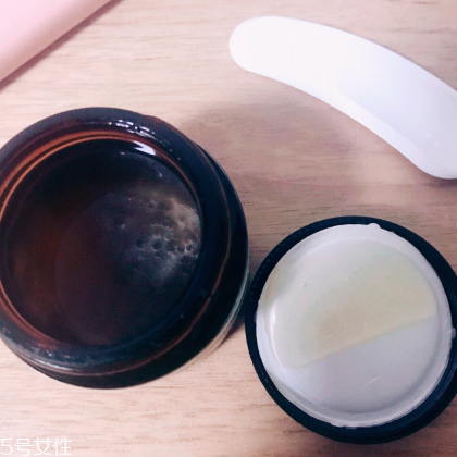 伊索b3c調(diào)理凝露多少錢 伊索b3c調(diào)理凝露要避光嗎 伊索b3c調(diào)理凝露多少錢 伊索b3c調(diào)理凝露要避光嗎