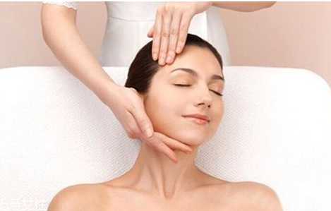 脖子皮膚松弛怎么辦 脖子皮膚松弛怎么護(hù)理 脖子皮膚松弛怎么辦 脖子皮膚松弛怎么護(hù)理