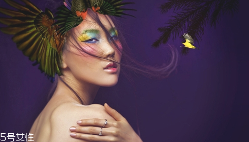 夏天化妝脖子黑怎么辦 皮膚黑畫什么妝好看 夏天化妝脖子黑怎么辦 皮膚黑畫什么妝好看