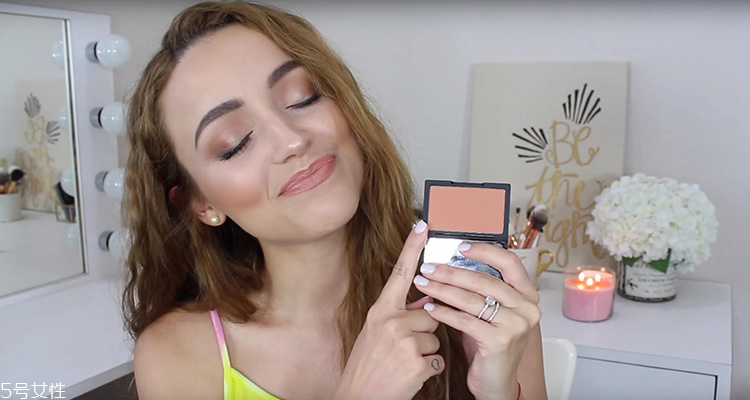 sleek明星產(chǎn)品有哪些 sleek油管熱門開價彩妝盤點(diǎn)