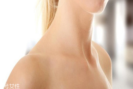 頸霜什么時候開始用 如何淡化深頸紋 頸霜什么時候開始用 如何淡化深頸紋