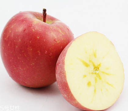 冰糖心蘋果爛心是什么原因？冰糖心蘋果里面發(fā)黑