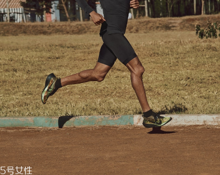 耐克3d打印跑步鞋怎么樣？nike zoom vaporfly elite flyprint評(píng)測(cè)