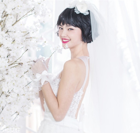 2018新娘短發(fā)發(fā)型 2018短發(fā)新娘發(fā)型圖片 2018新娘短發(fā)發(fā)型 2018短發(fā)新娘發(fā)型圖片