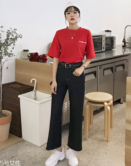 寬松t恤配什么褲子？寬松t恤搭配褲子圖片