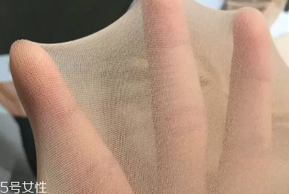 絲襪能遮住腿毛嗎？絲襪可以蓋住腿毛嗎