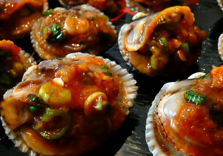 血蚶可以生吃嗎 血蚶什么季節(jié)吃 血蚶可以生吃嗎 血蚶什么季節(jié)吃