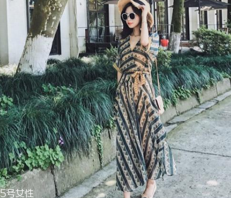 腿粗的女生夏天穿什么？腿粗女生夏季穿搭技巧