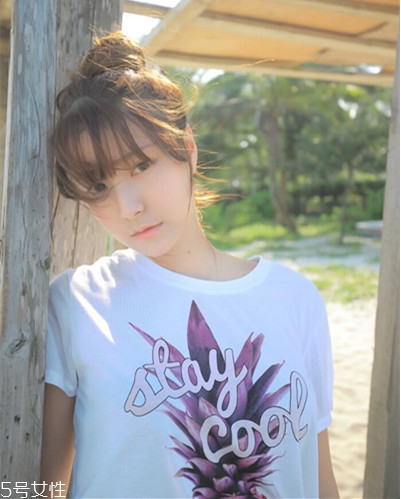 夏天扎什么頭發(fā)最涼快 22款夏日清涼編發(fā) 夏天扎什么頭發(fā)最涼快 22款夏日清涼編發(fā)