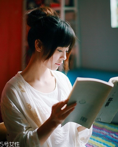 夏天扎什么頭發(fā)最涼快 22款夏日清涼編發(fā) 夏天扎什么頭發(fā)最涼快 22款夏日清涼編發(fā)