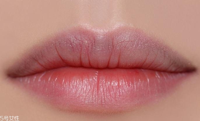 第一支口紅買什么 新手買口紅根據(jù)三點(diǎn)挑 第一支口紅買什么 新手買口紅根據(jù)三點(diǎn)挑