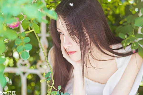 頭發(fā)精油什么牌子好 平價(jià)實(shí)用護(hù)發(fā)精油盤點(diǎn) 頭發(fā)精油什么牌子好 平價(jià)實(shí)用護(hù)發(fā)精油盤點(diǎn)