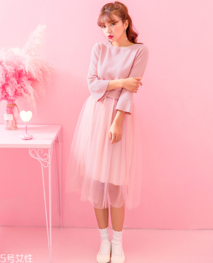 連衣裙什么顏色好看？連衣裙選什么顏色好