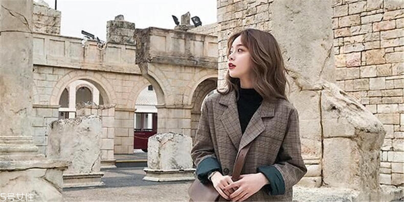 紅棕色發(fā)色顯黑嗎 顯黑顯白發(fā)色盤(pán)點(diǎn)