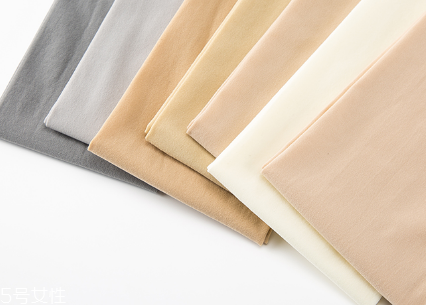 絲襪穿在內(nèi)褲里還是外？絲襪穿在內(nèi)褲外面嗎