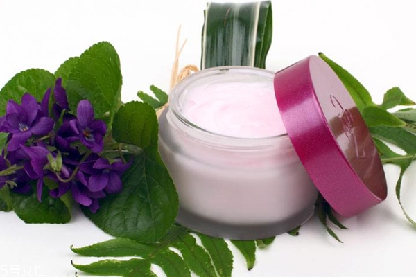 天然護膚品會使用防腐劑嗎 無防腐護膚品真的安全嗎