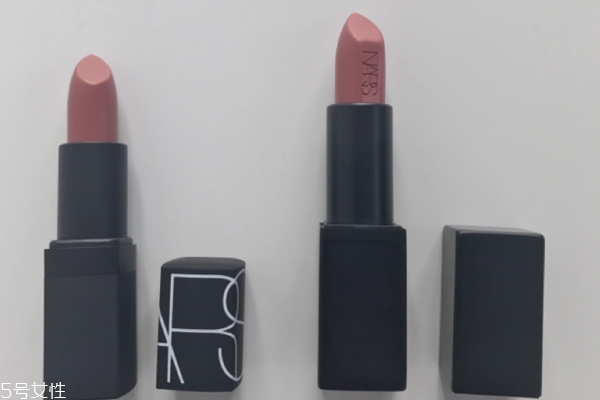 nars豆沙色口紅有幾支？nars兩款豆沙色對比試色