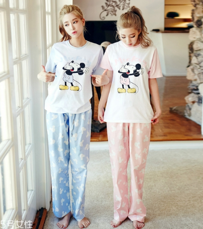 睡衣能穿出門嗎？睡衣可不可以穿出去