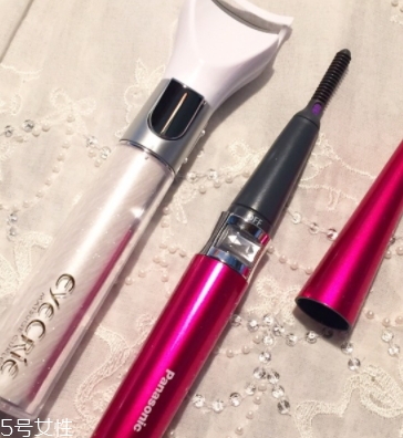 睫毛卷翹器怎么用？睫毛卷翹器使用注意事項(xiàng)