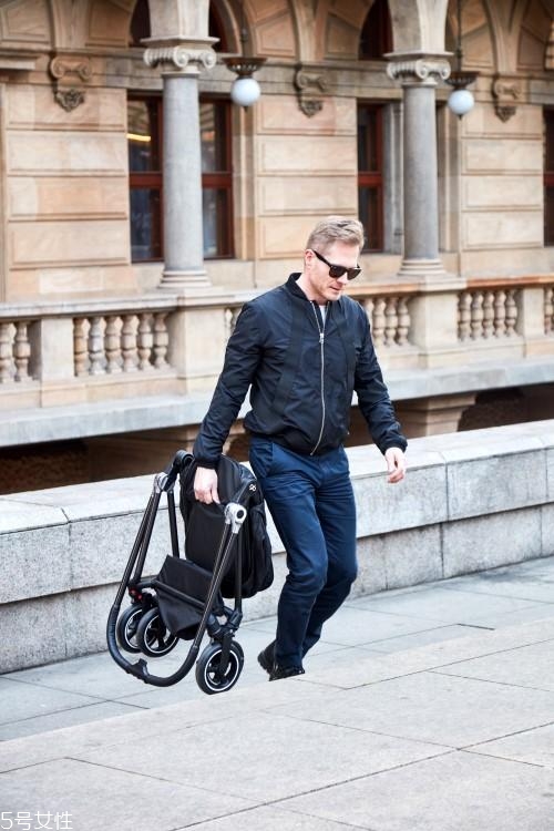 寶寶推車(chē)怎么選 嬰兒推車(chē)選購(gòu)須知 寶寶推車(chē)怎么選 嬰兒推車(chē)選購(gòu)須知