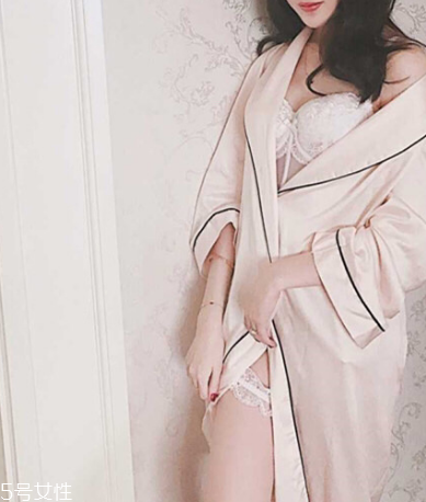 睡衣上的油漬怎么洗掉？睡衣油漬清洗方法