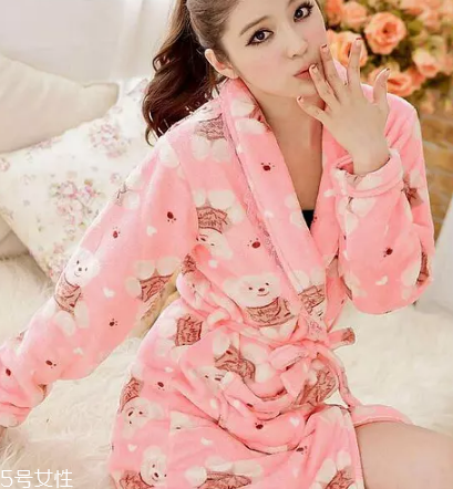 睡衣發(fā)霉了還能穿嗎？睡衣長霉了能不能穿