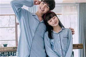 睡衣發(fā)霉了還能穿嗎？睡衣長霉了能不能穿