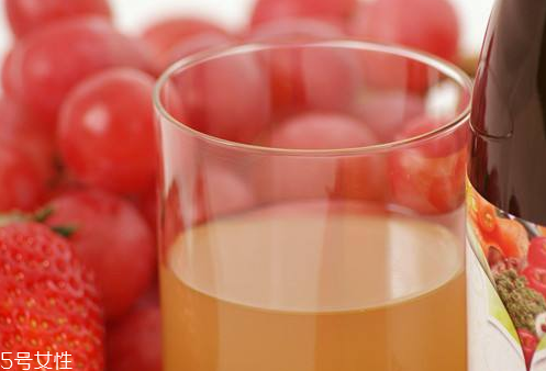 酵素能治便秘嗎？便秘喝酵素好嗎？