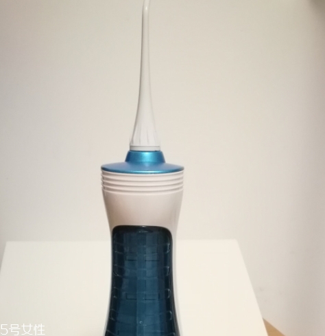 沖牙器能代替牙刷嗎？用沖牙器要刷牙嗎