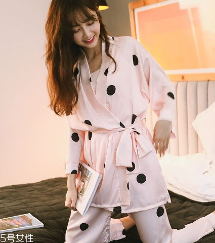 睡衣緊身睡覺好嗎？睡衣太緊的危害