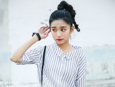 夏天臉上出油怎么辦 夏天控油護膚品推薦