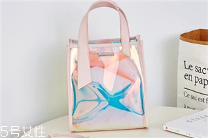 小ck鐳射包在哪里買？charles keith鐳射包在哪能買到