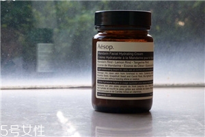 伊索蜜柑水潤乳霜怎么樣 aesop蜜柑水潤乳霜好用嗎 伊索蜜柑水潤乳霜怎么樣 aesop蜜柑水潤乳霜好用嗎