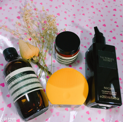 伊索蜜柑水潤乳霜怎么樣 aesop蜜柑水潤乳霜好用嗎 伊索蜜柑水潤乳霜怎么樣 aesop蜜柑水潤乳霜好用嗎