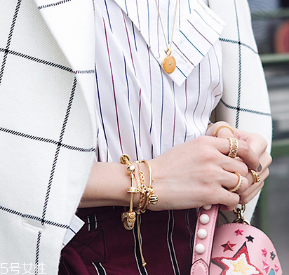 潘多拉小蜜蜂手鏈多少錢？潘多拉小蜜蜂手鏈價(jià)格