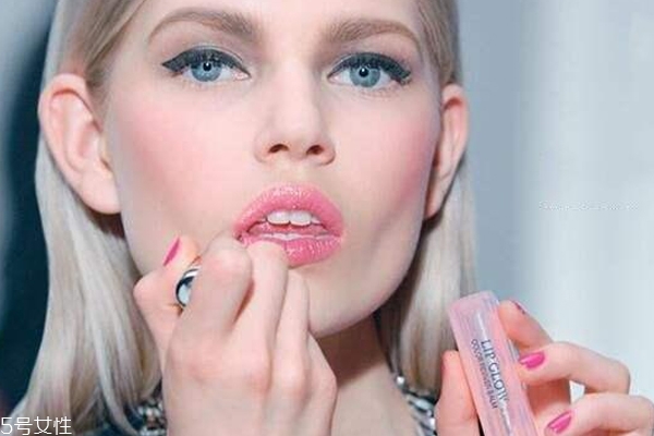 520送女友什么口紅好？520送這些口紅不出錯(cuò)