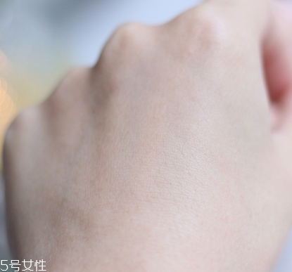 aesop伊索護(hù)手霜滋潤嗎 伊索護(hù)手霜味道好聞嗎 aesop伊索護(hù)手霜滋潤嗎 伊索護(hù)手霜味道好聞嗎