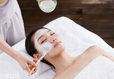 薰衣草精油能祛痘印嗎 去痘印的方法 薰衣草精油能祛痘印嗎 去痘印的方法