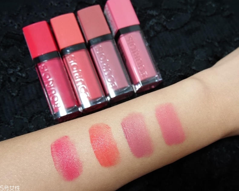妙巴黎天鵝絨唇釉哪個(gè)色好看 4款日常色號(hào)對(duì)比試色 妙巴黎天鵝絨唇釉哪個(gè)色好看 4款日常色號(hào)對(duì)比試色